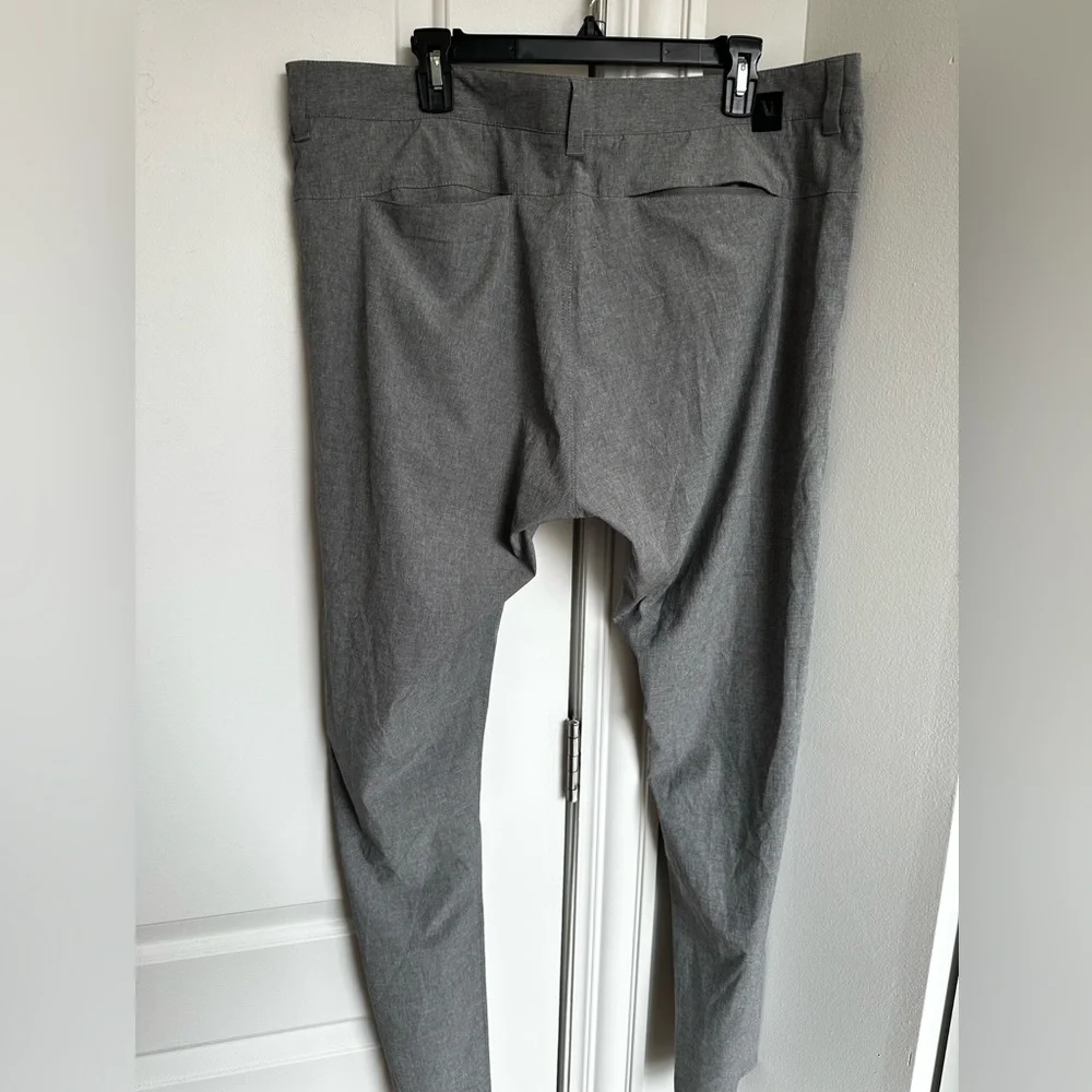 Vuori Men's Gray Chinos, 38 waist NOT 40 - Picture 4 of 5